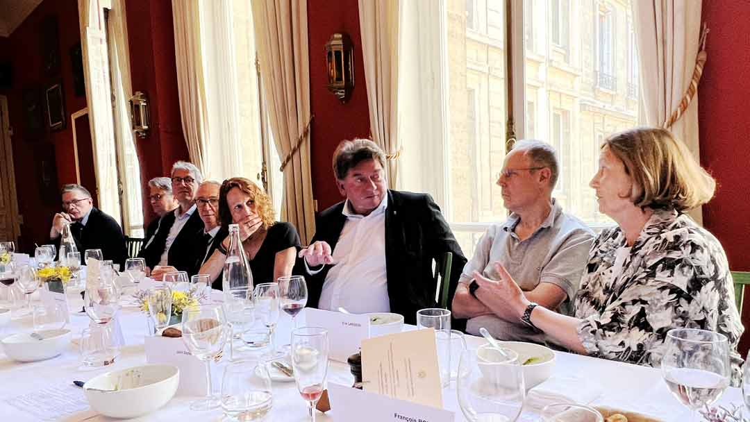 Jorgen Eriksson and guests at Lunch at the Circle